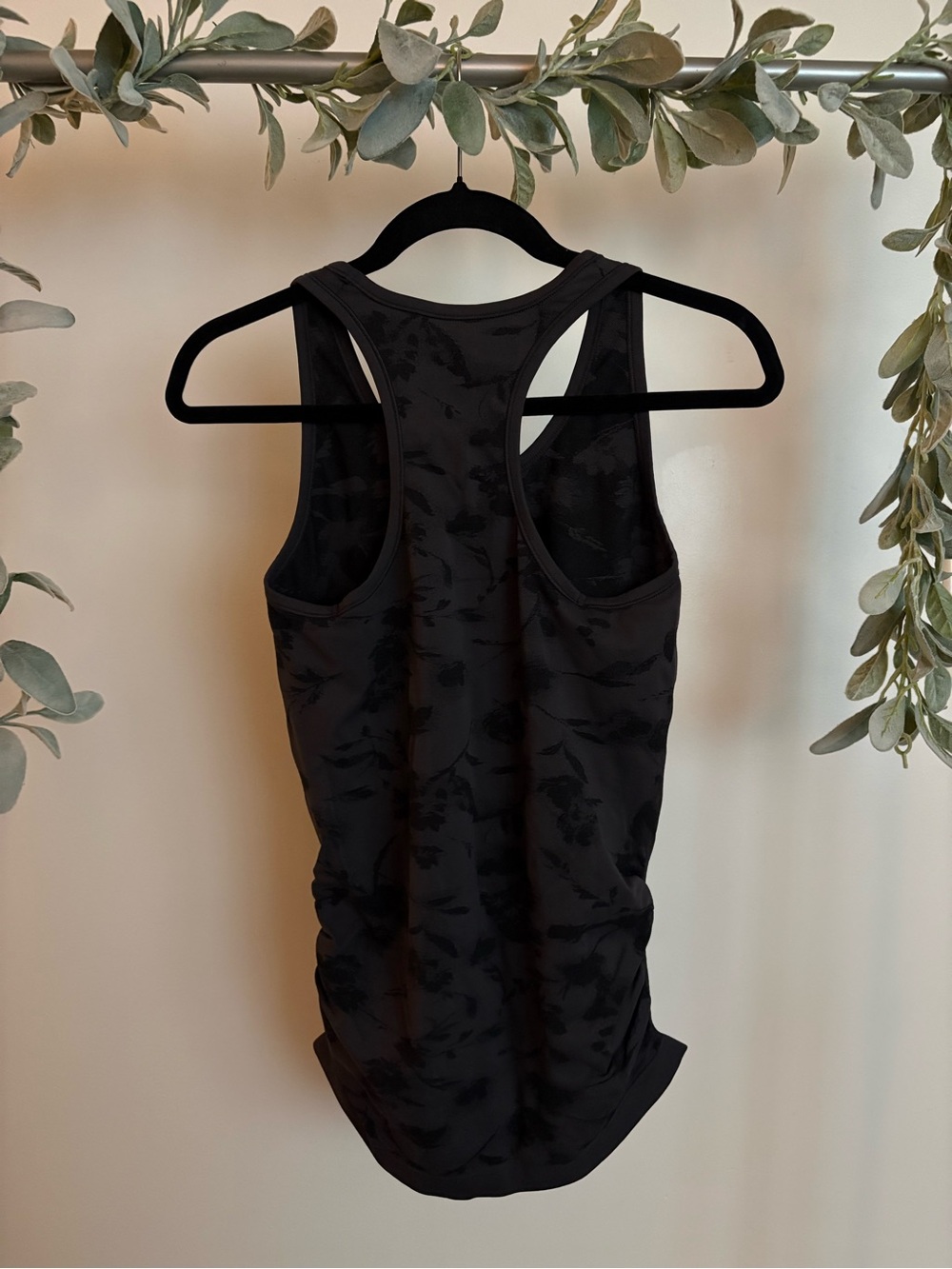 Athleta tank - Picture 4 of 4